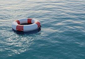 lifesaver-help-at-sea-rescue