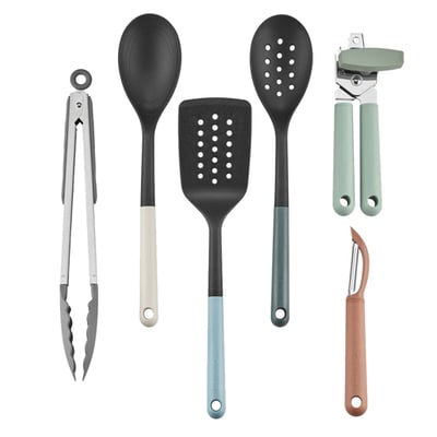 Cuisinart Gourmet Kitchen Tool Set team gift idea